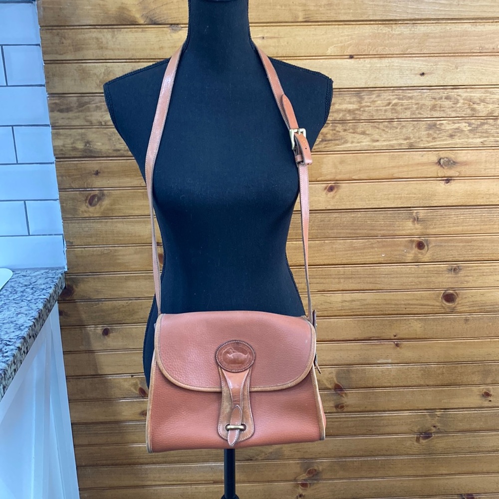 Vintage Dooney and Bourke Tan Crossbody Purse